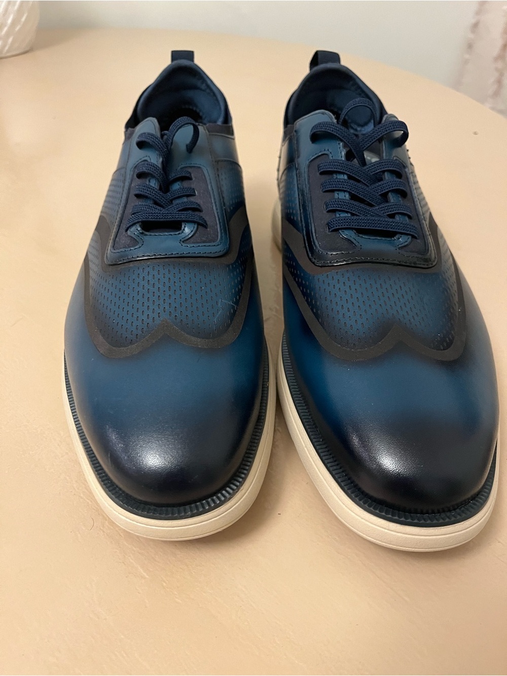 NWOT Men’s Stacy Adams Blue Two-Tone Wingtip Derby Sneakers